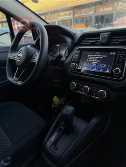 نيسان فيرسا